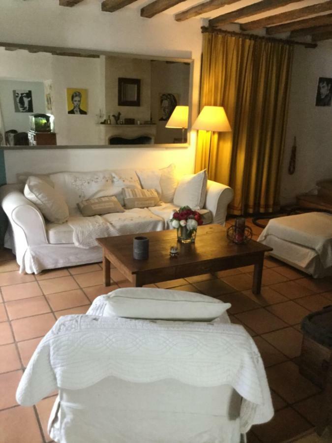 Maison De Sandrine Jumeauville 外观 照片